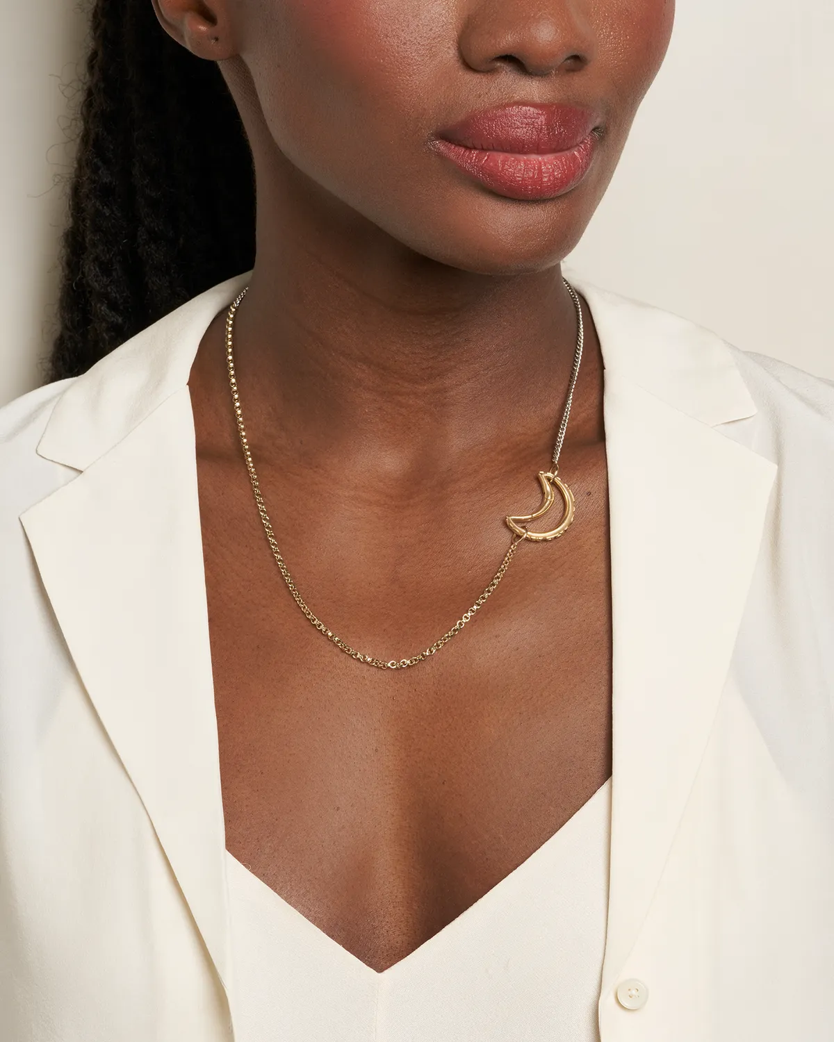 Fly Me To The Moon Lock in Yellow Gold