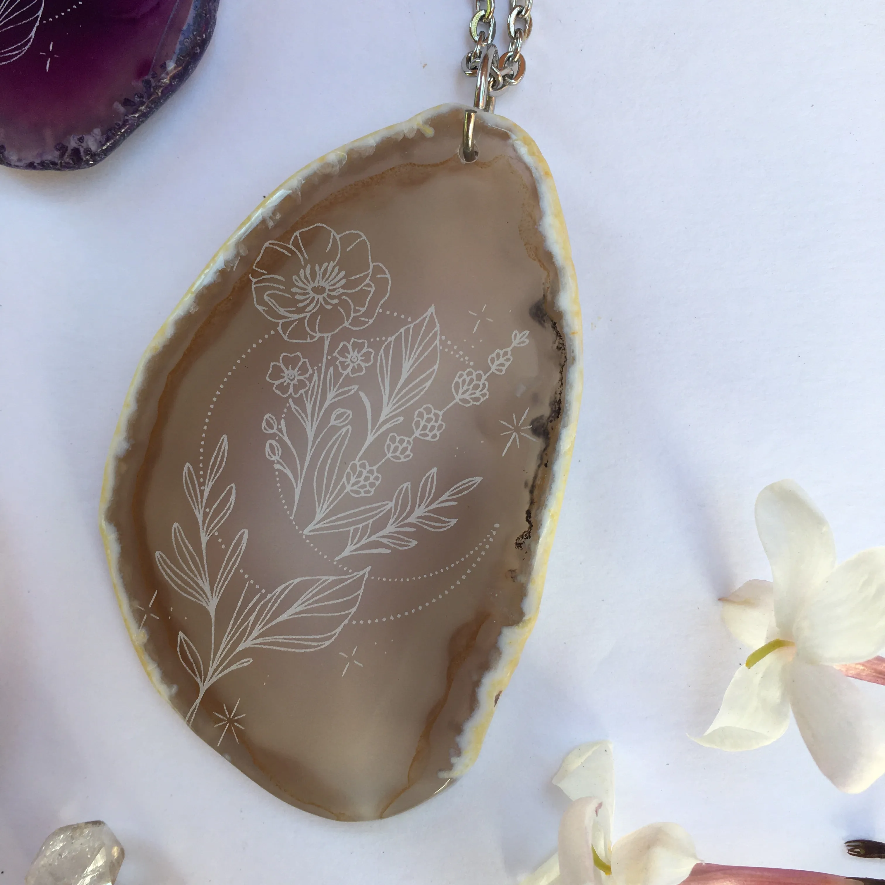 Moon Blooms Anemone Flower Agate Slice Pendant Necklace - Flower Essence Collection
