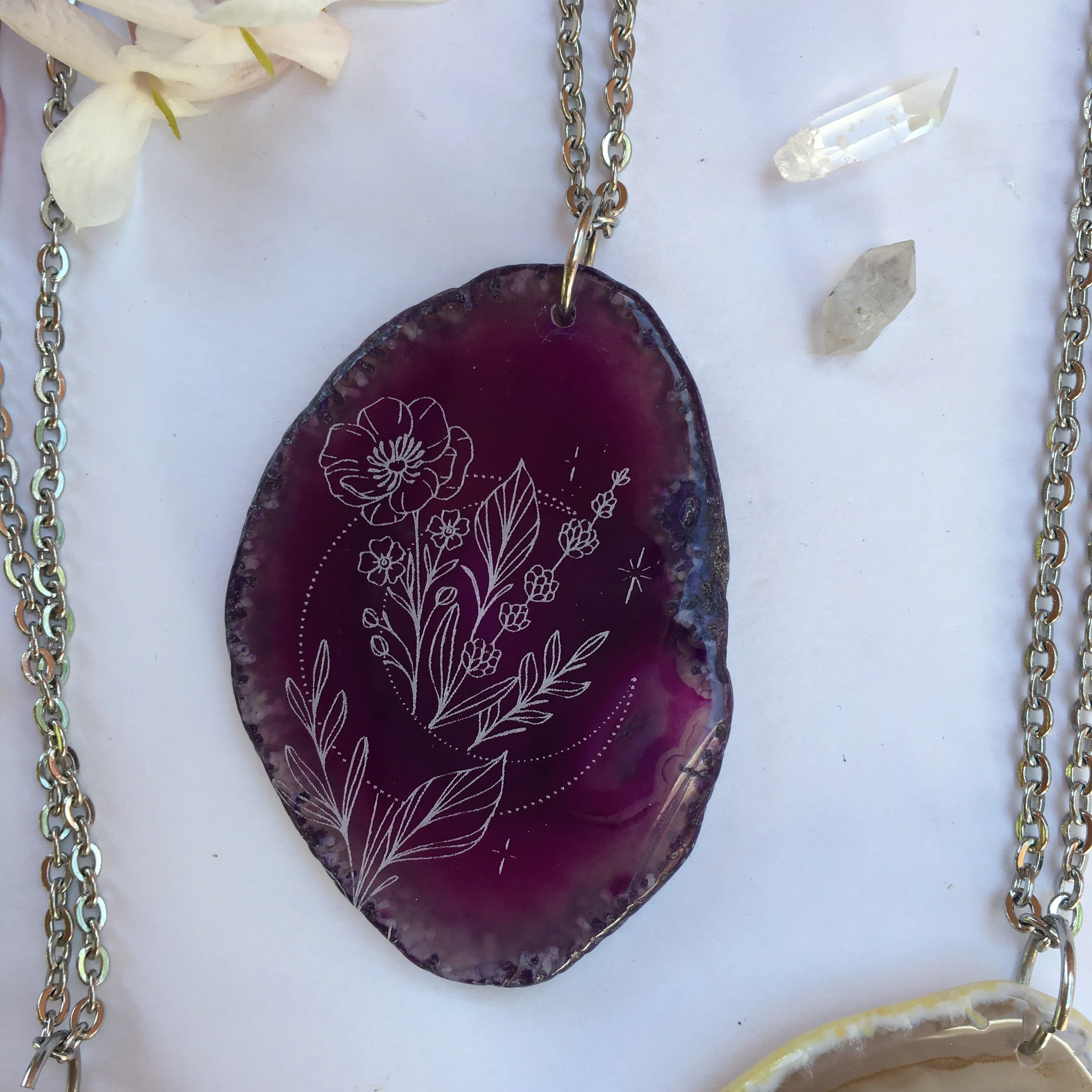Moon Blooms Anemone Flower Agate Slice Pendant Necklace - Flower Essence Collection